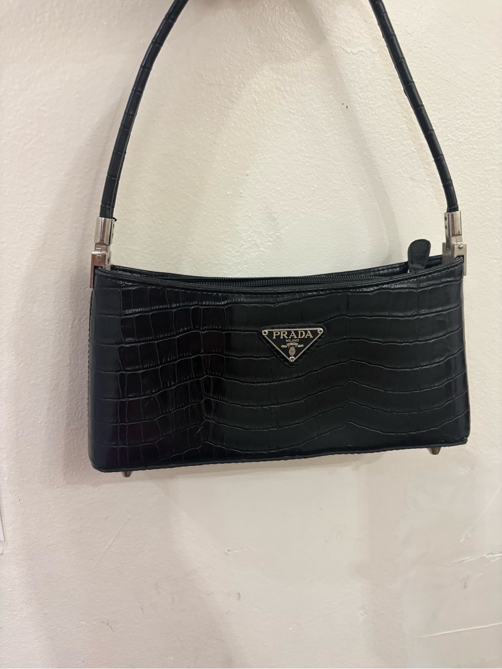 & Other Stories Black Croc-Embossed Shoulder Bag